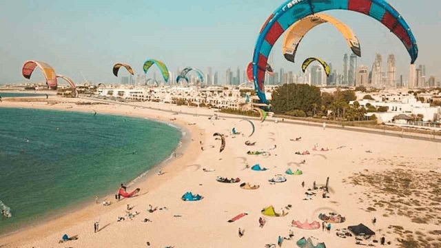 A beach in Dubai How Much Does Getting to the Cost?